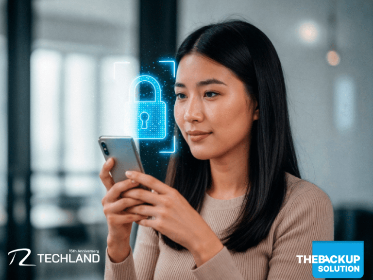 ระบบการยืนยันตัวตนหลายปัจจัย (Multi-Factor Authentication: MFA) คือกระบวนการรักษาความปลอดภัยที่กำหนดให้ผู้ใช้ต้องยืนยันตัวตนด้วยการพิสูจน์ยืนยันตั้งแต่สองปัจจัยขึ้นไป